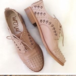 Sam Edelman Oxfords with studs size 7 nude taupe